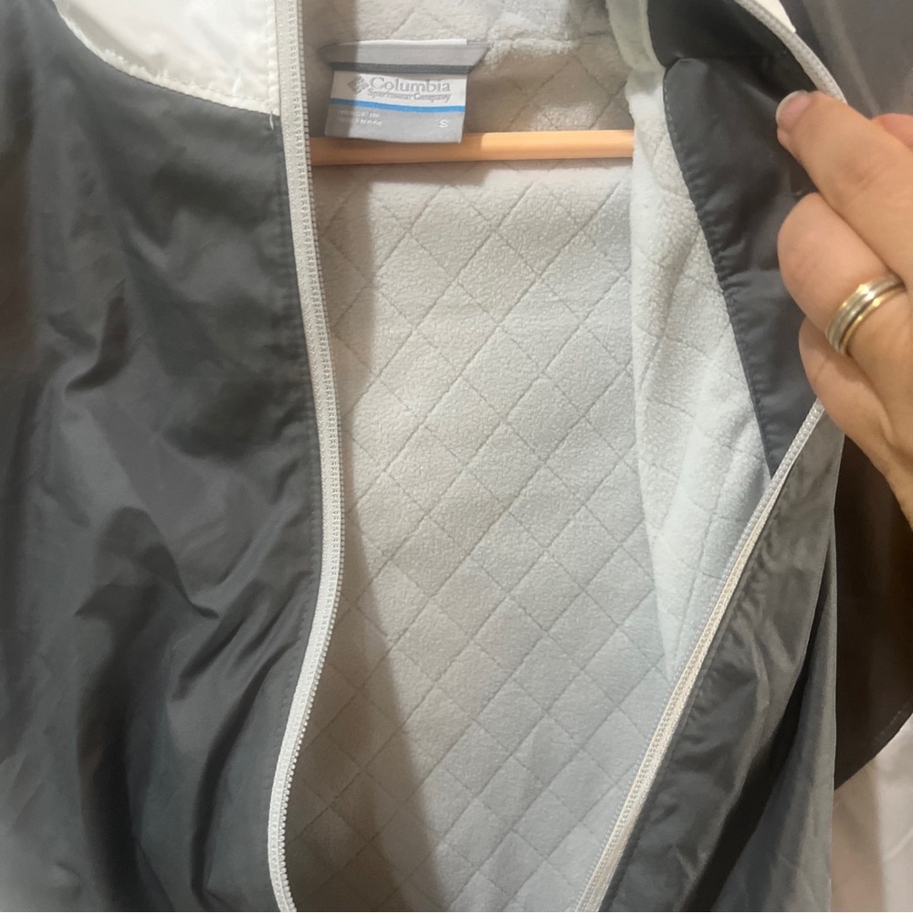 Columbia Jacket Womens Small S Gray White Birchleaf Hill Windbreaker Lined Zip - Picture 5 of 13
